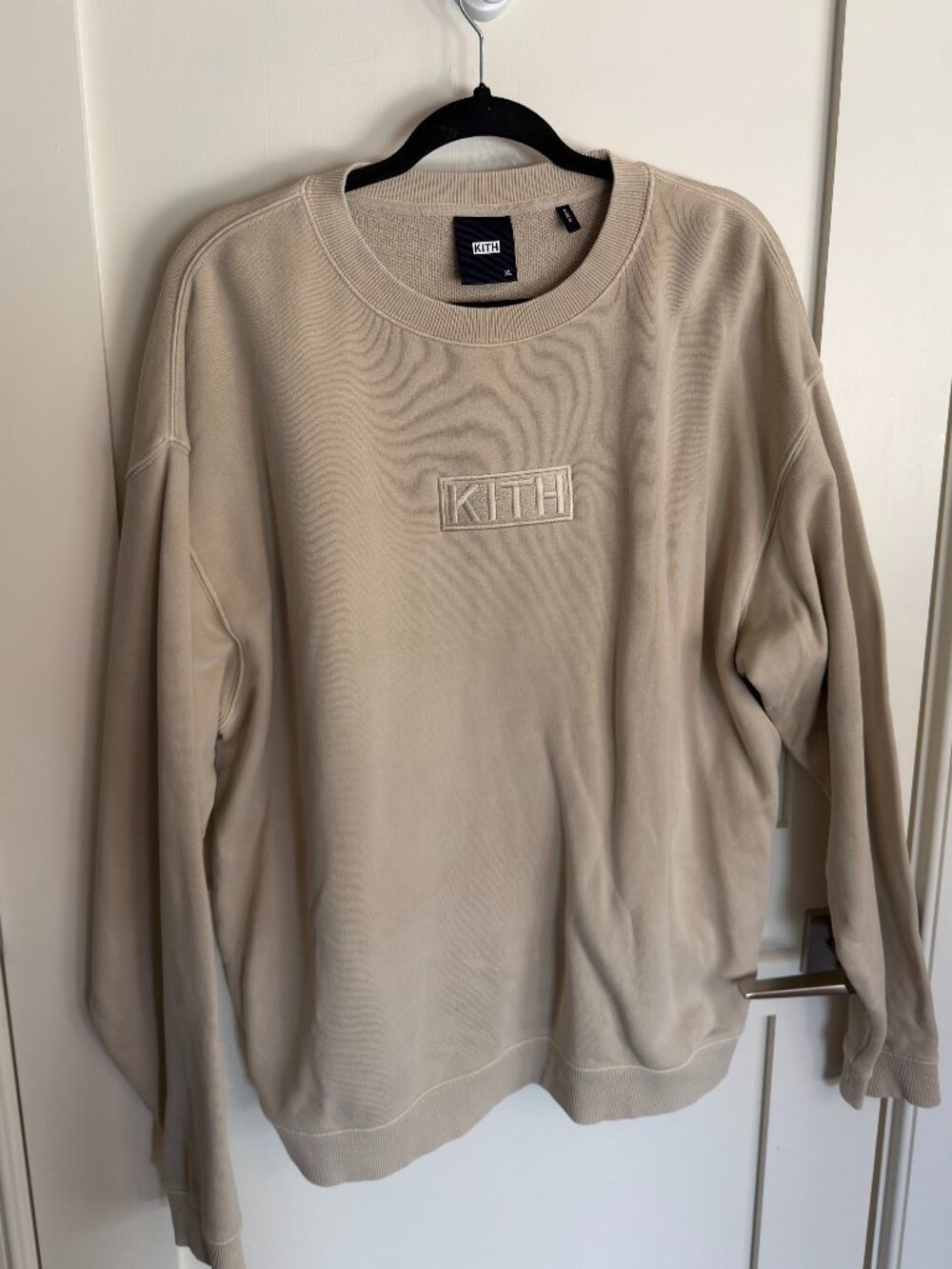 Kith Box Logo Crewneck Sweatshirt Beige Cream Size XL Embroidered Logo